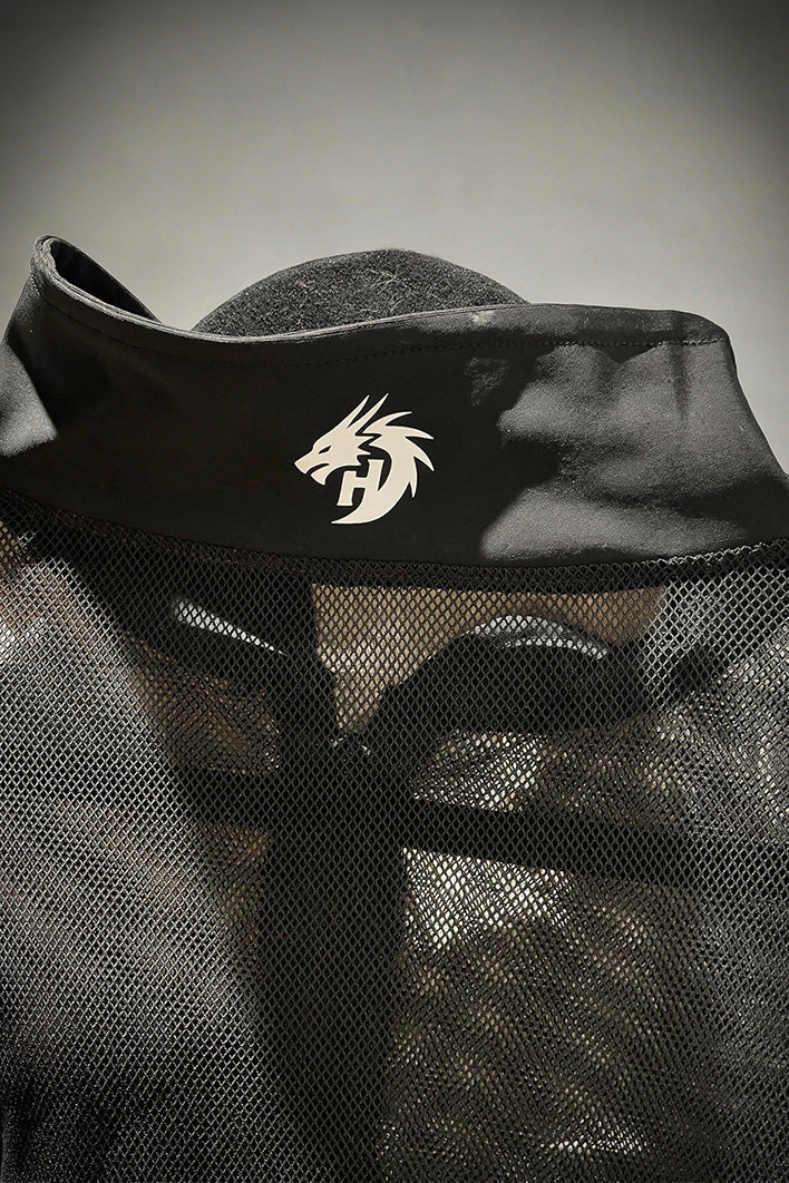 Chamarra Deportiva Aura Negra