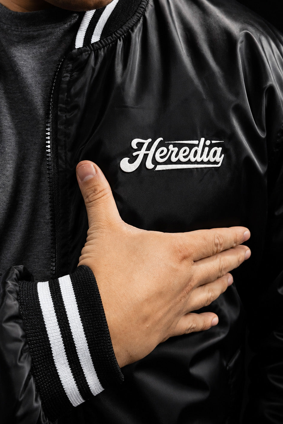 Bomber Build to Endure Negra
