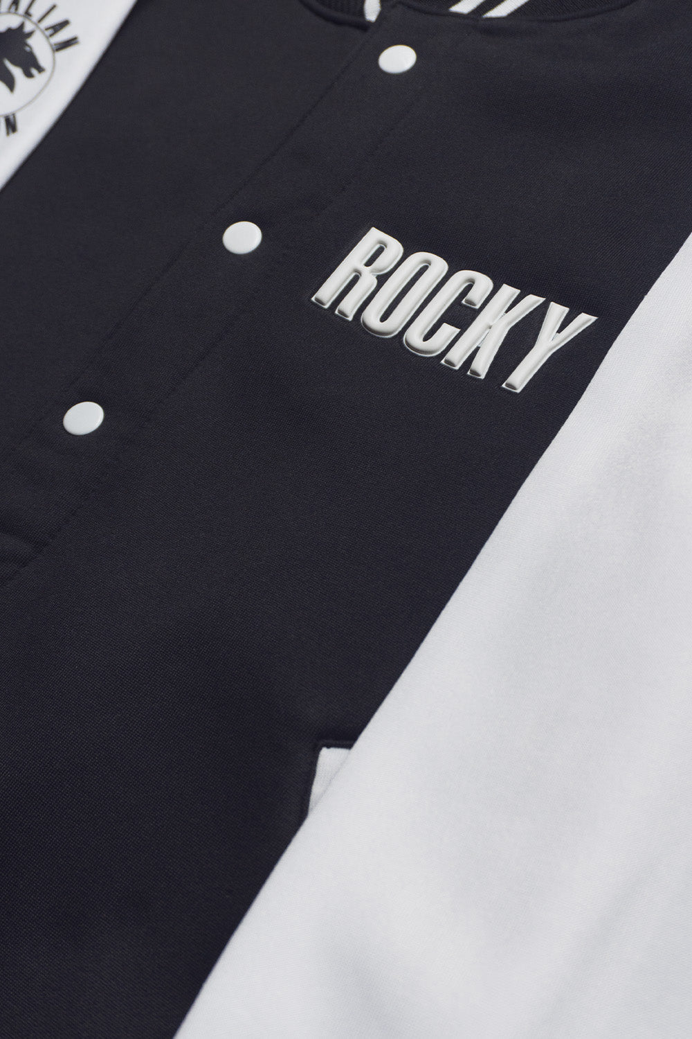 C h a m a r r a R o c k y L e g a c y U n i v e r s i t a r i a - Heredia Clothing