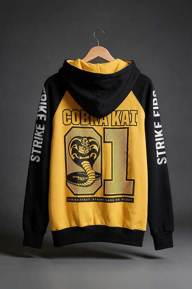 Sudadera Strike First - Heredia Clothing